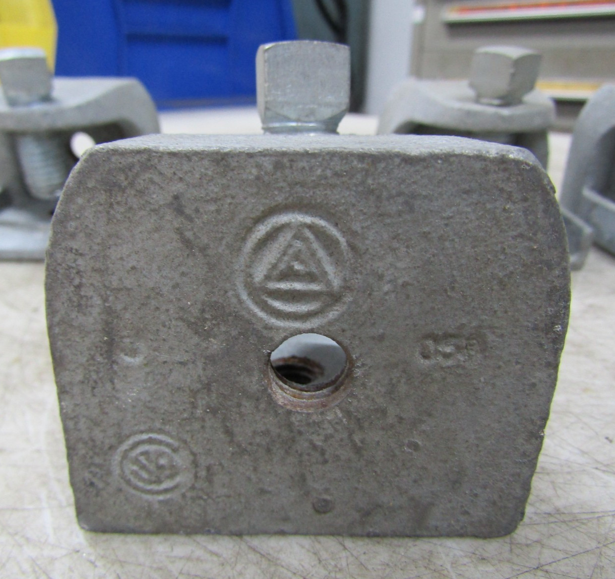💥4) UNBRANDED 2-1/2″ BEAM CLAMPS LOT OF 4