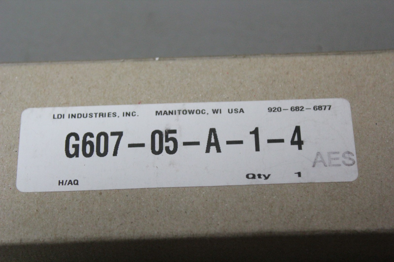NEW LDI CLOSED CIRCUIT LIQUID LEVEL GAUGE G607-05-A-1-4