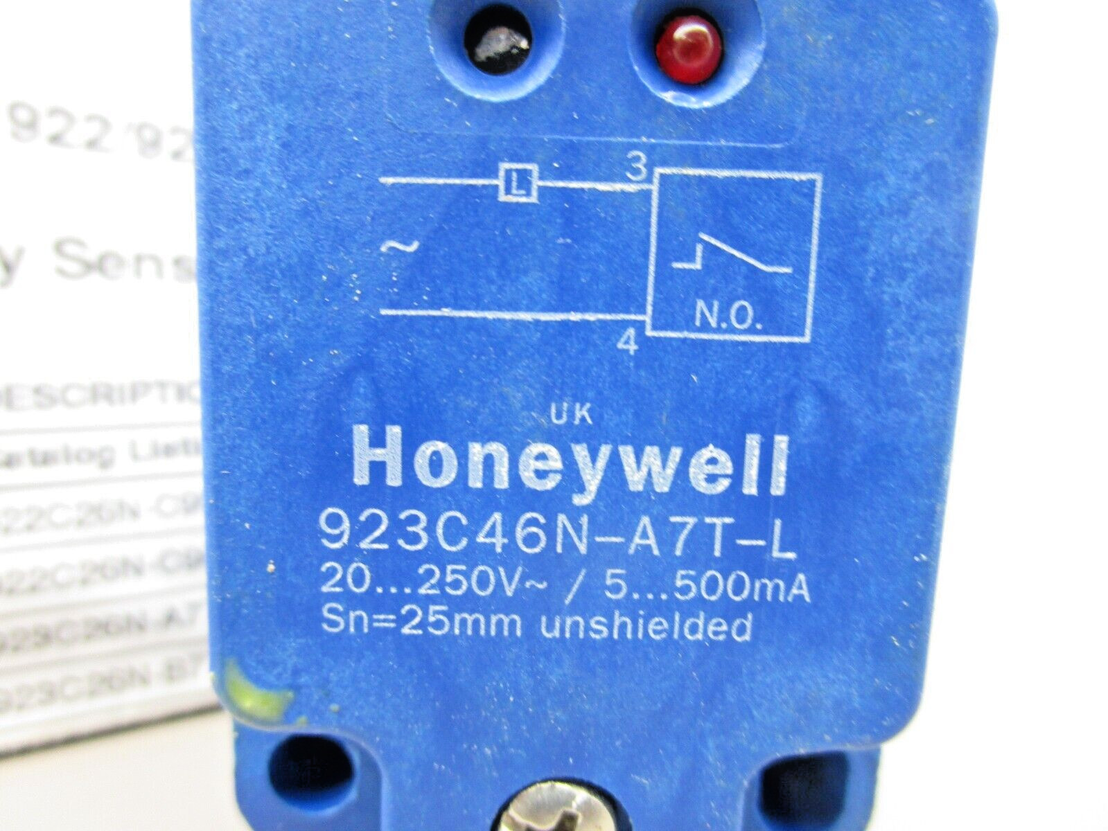 Honeywell 923C46N-A7T-L Micro Limit Switch Style Proximity Sensor Series 923C