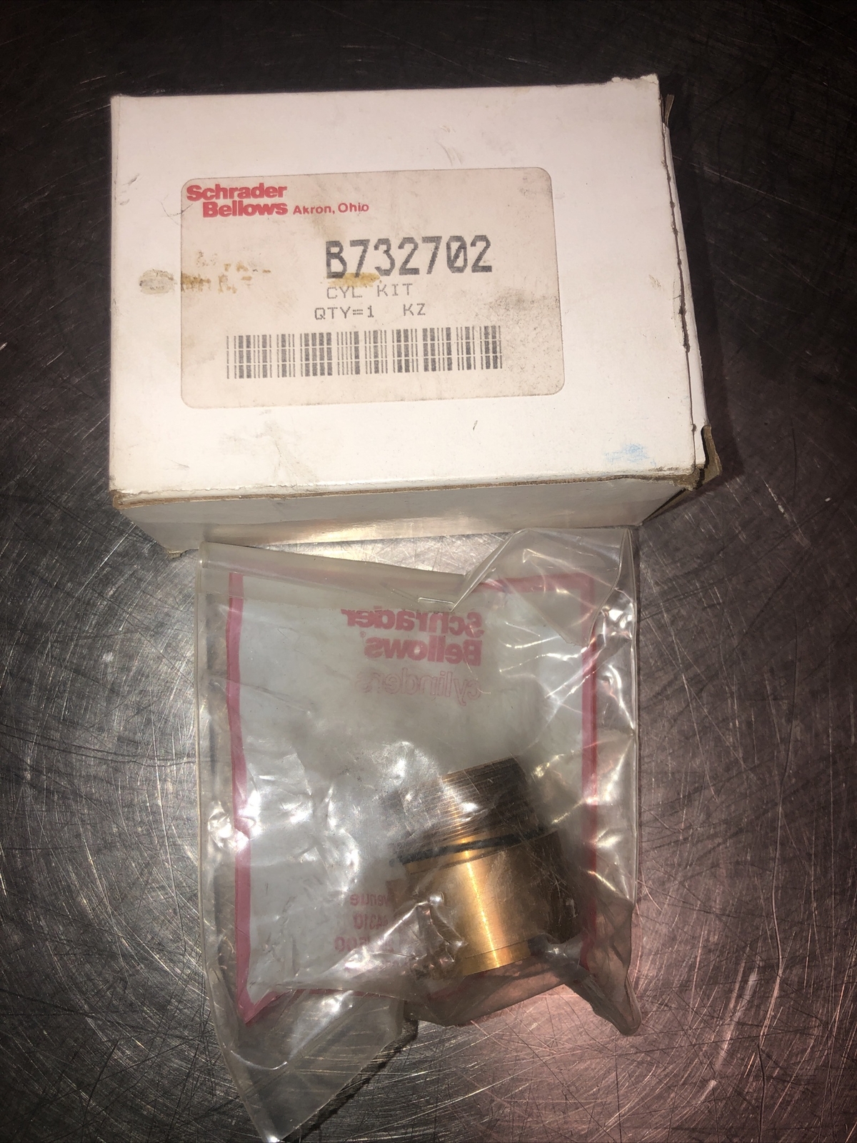 NEW-Open Box SCHRADER BELLOWS B732702 ECONO-RAM I & II GLAND KIT