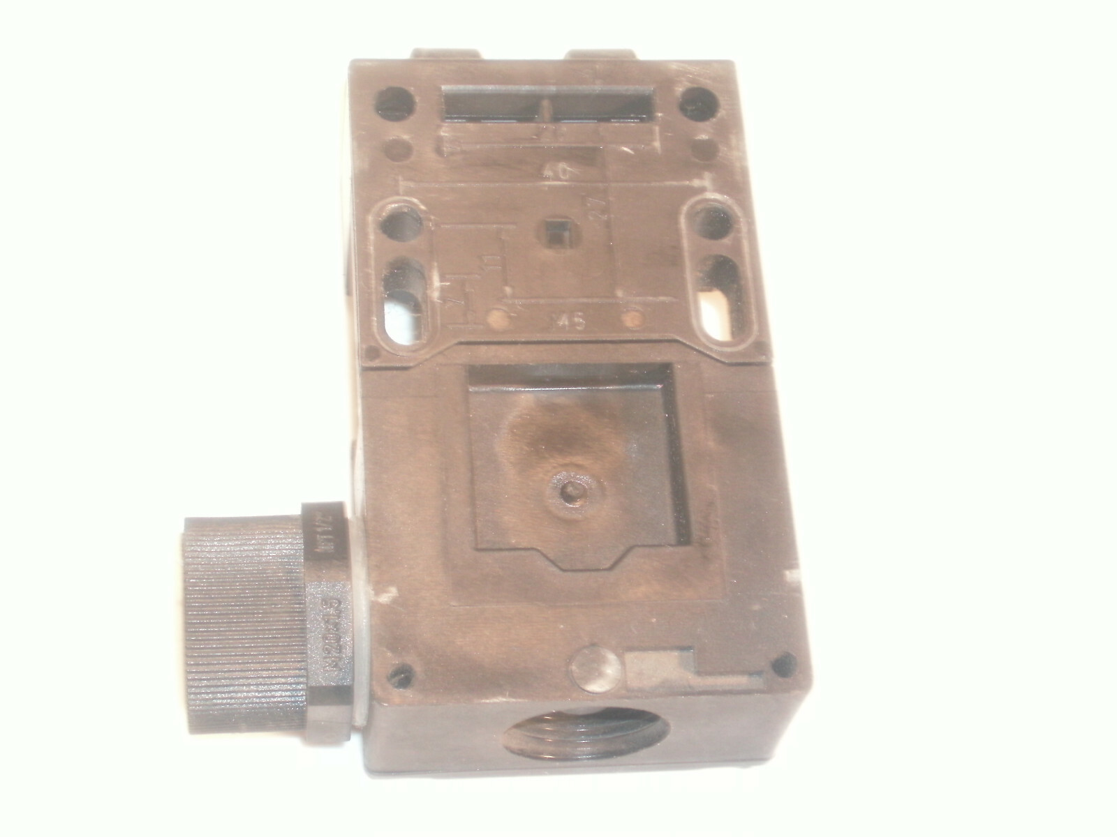 SCHMERSAL AZ 16-02ZVRK-M20 SAFETY SWITCH AZ1602ZVRKM20