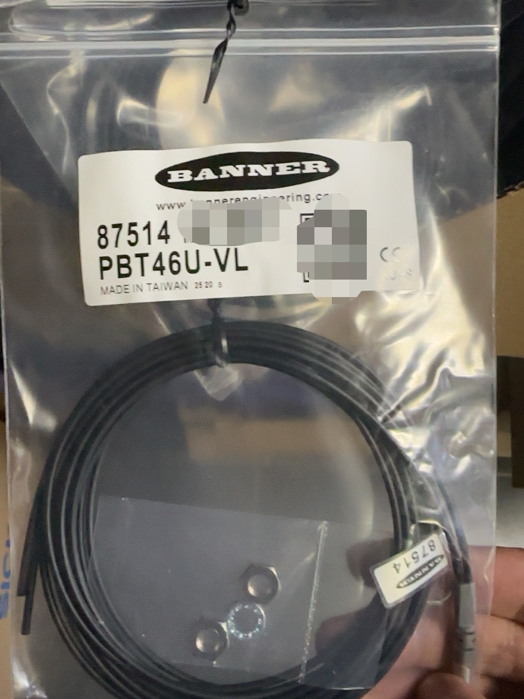 1P new BANNER PBT46U-VL 87514 Fiber Optic Sensor