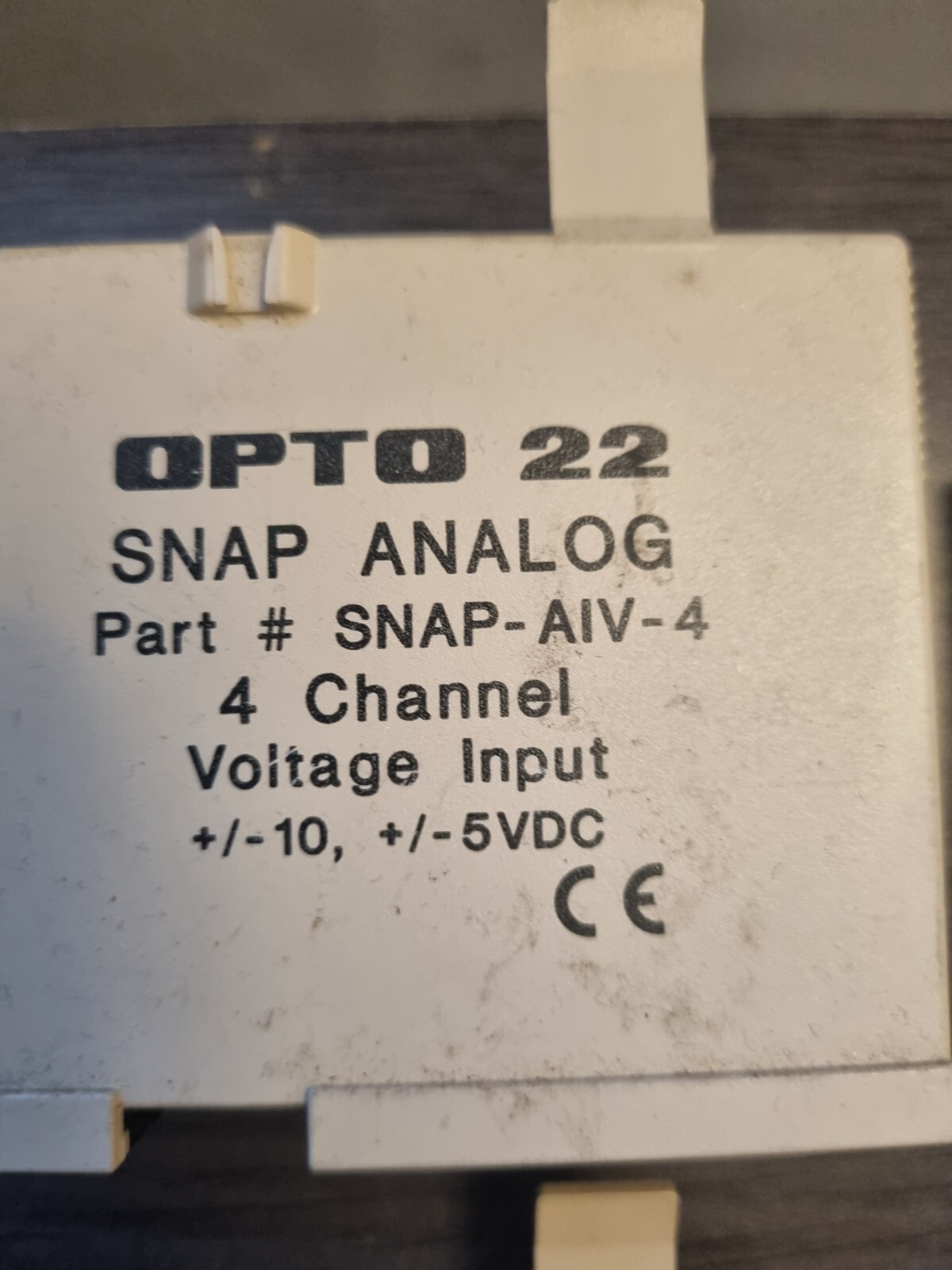 OPTO 22 / SNAP-AIV-4 / SNAP ANALOG
