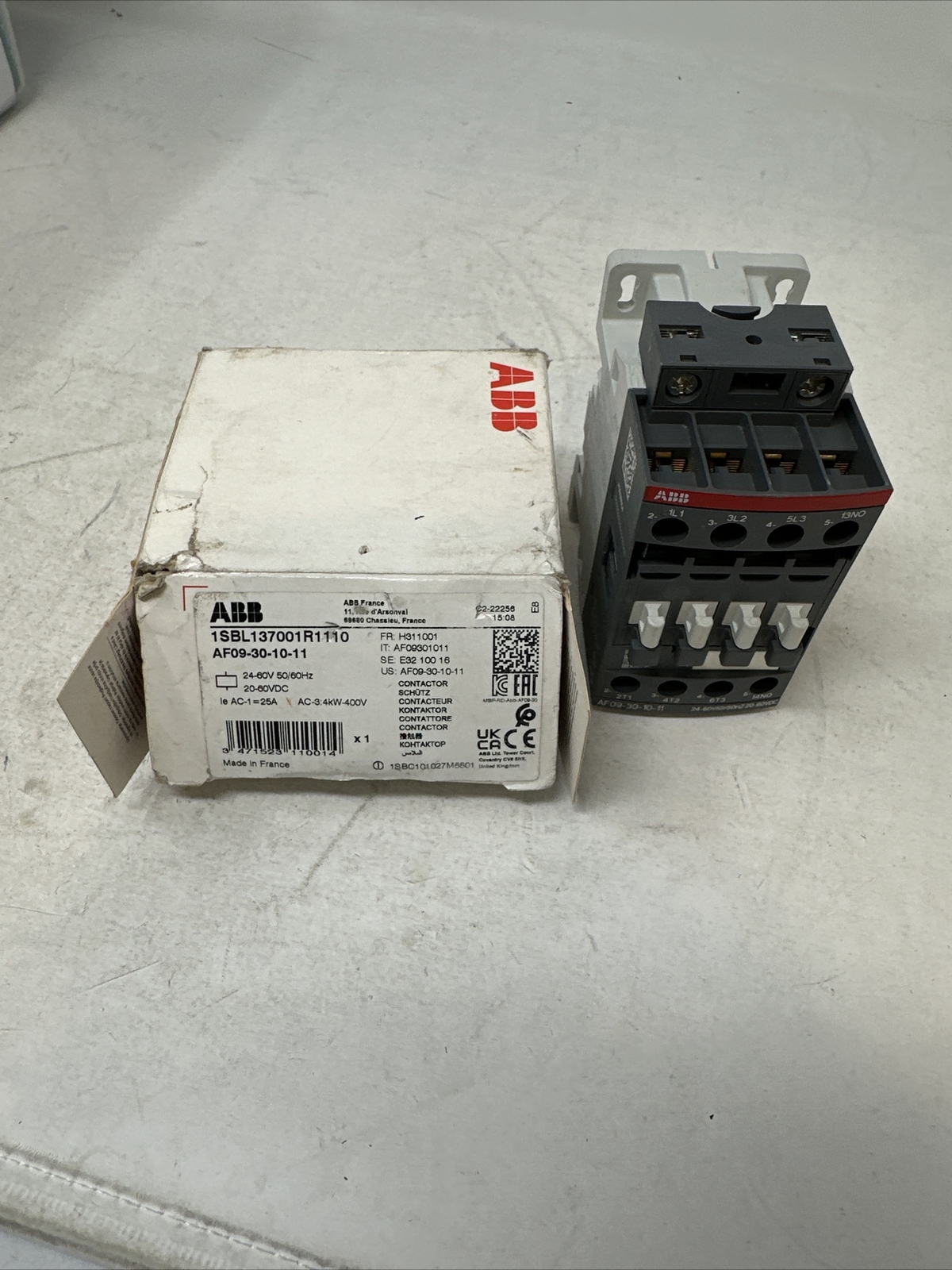 ABB AF09-30-10-11 24-60V50/60HZ 20-60VDC Contactor 1SBL137001R1110