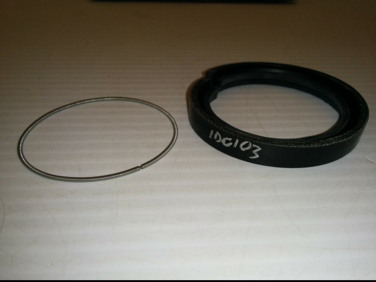 WALKERSELE NEOPRENE WASHER, RADIAL LIP SEAL, NIB