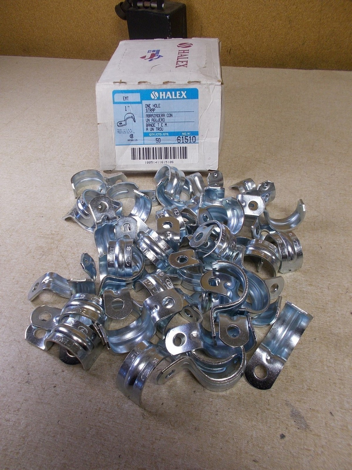NEW Halex 61510 Lo tof 5 1″ Hole Strap Pipe Cable Hangers *FREE SHIPPING*