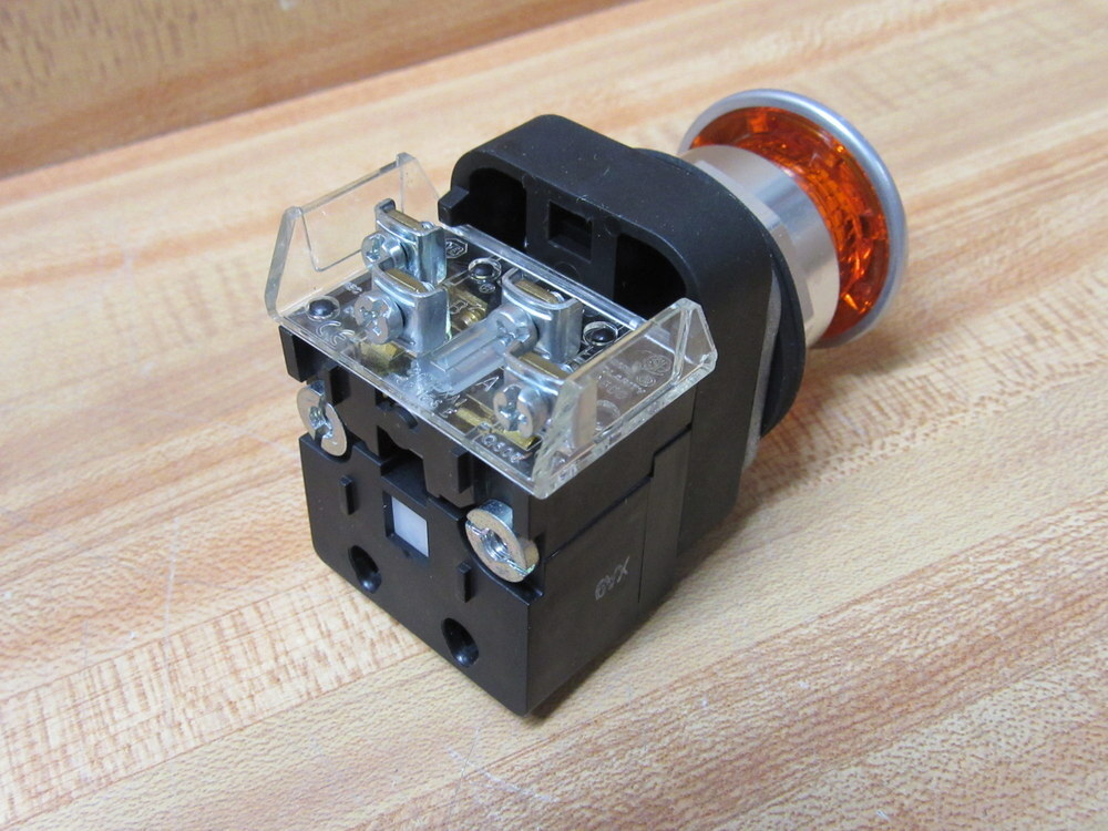 Allen Bradley 800T-FXQH2AA1 Amber Button W/800T-XA1, 800TC-N374 (Pack of 3)