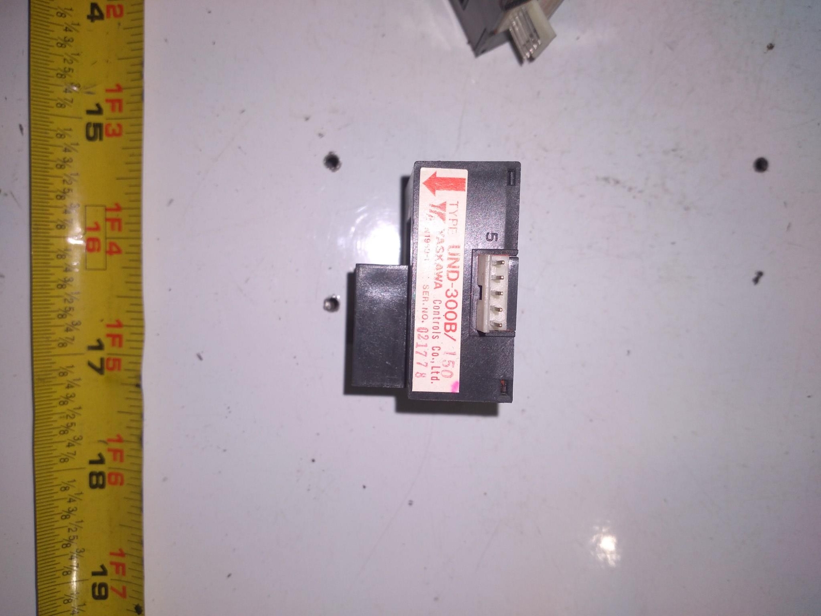 YASKAWA UND-300B/150