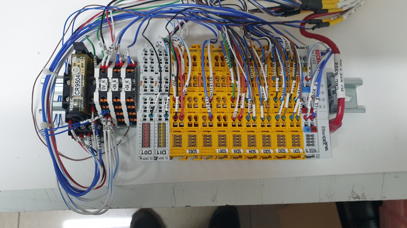 Beckhoff EtherCAT I/O Module Assembly EK1100, EL1904, EL2904, EL1809, EL2809