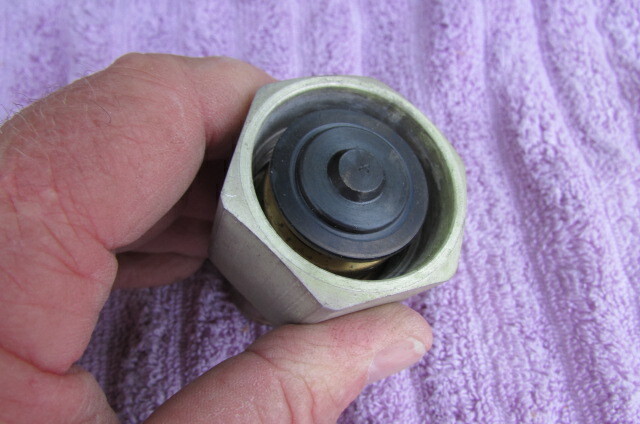 NEW Aeroquip 5100-S1-12B Fitting M-2