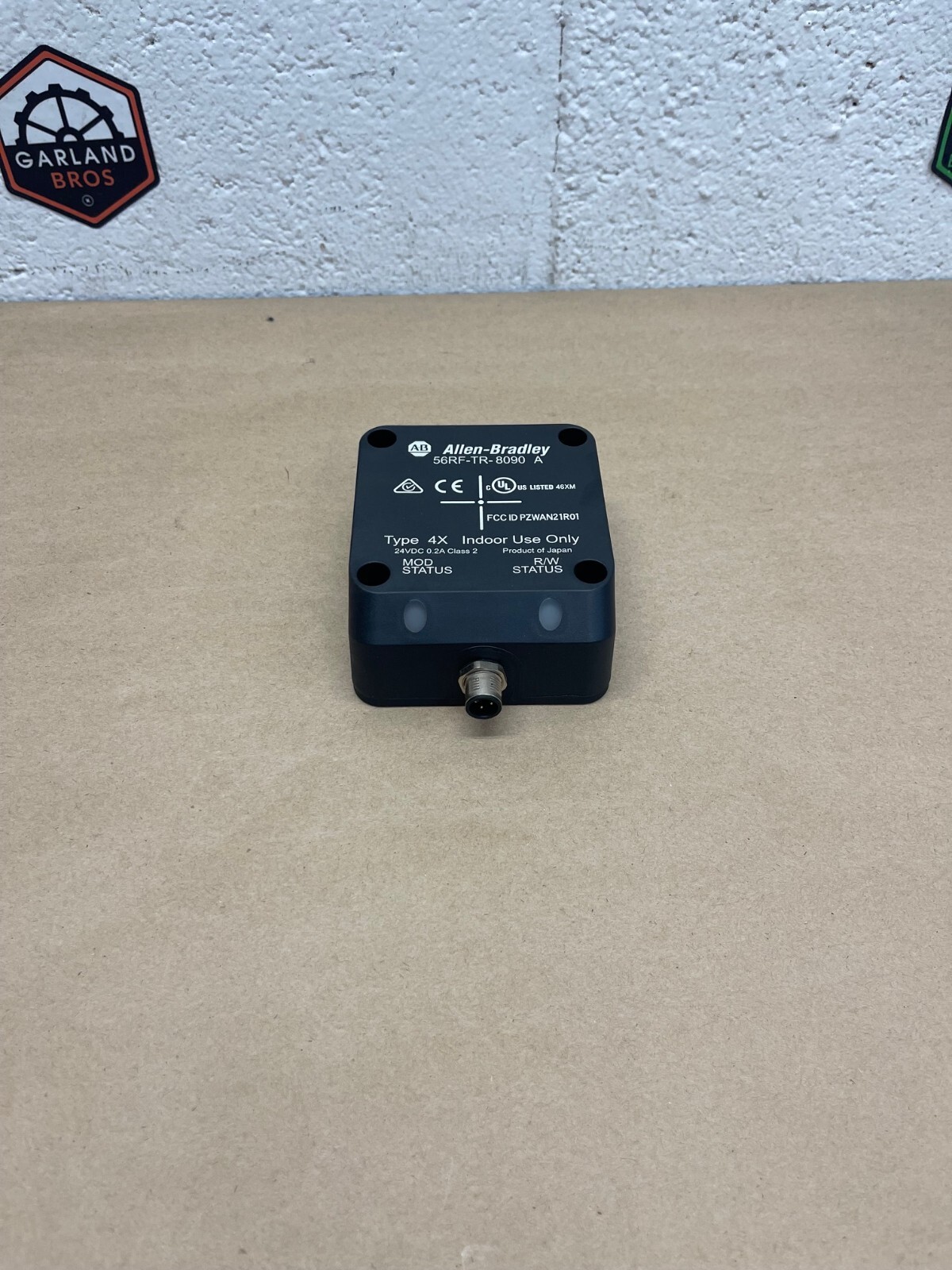 Allen-Bradley 56RF-TR-8090 A Transceiver 24VDC, 0.2A, Type 4x, Indoor Use Only