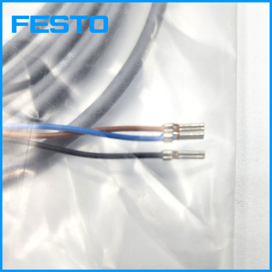 NEW FESTO Proximity Sensor (543862) Magnetic Reed 2.5m SME-8M-DS-24V-K-2,5-OE