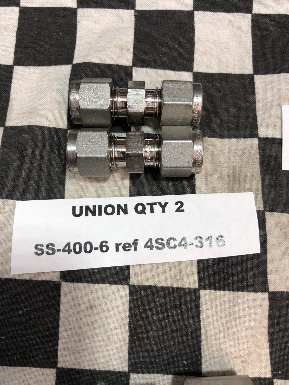 PARKER/SWAGELOK TEE ELBOW 1/4” SS-400-3, 4ET4-316, SS-400-8-4 , LOT OF 7#1649V4