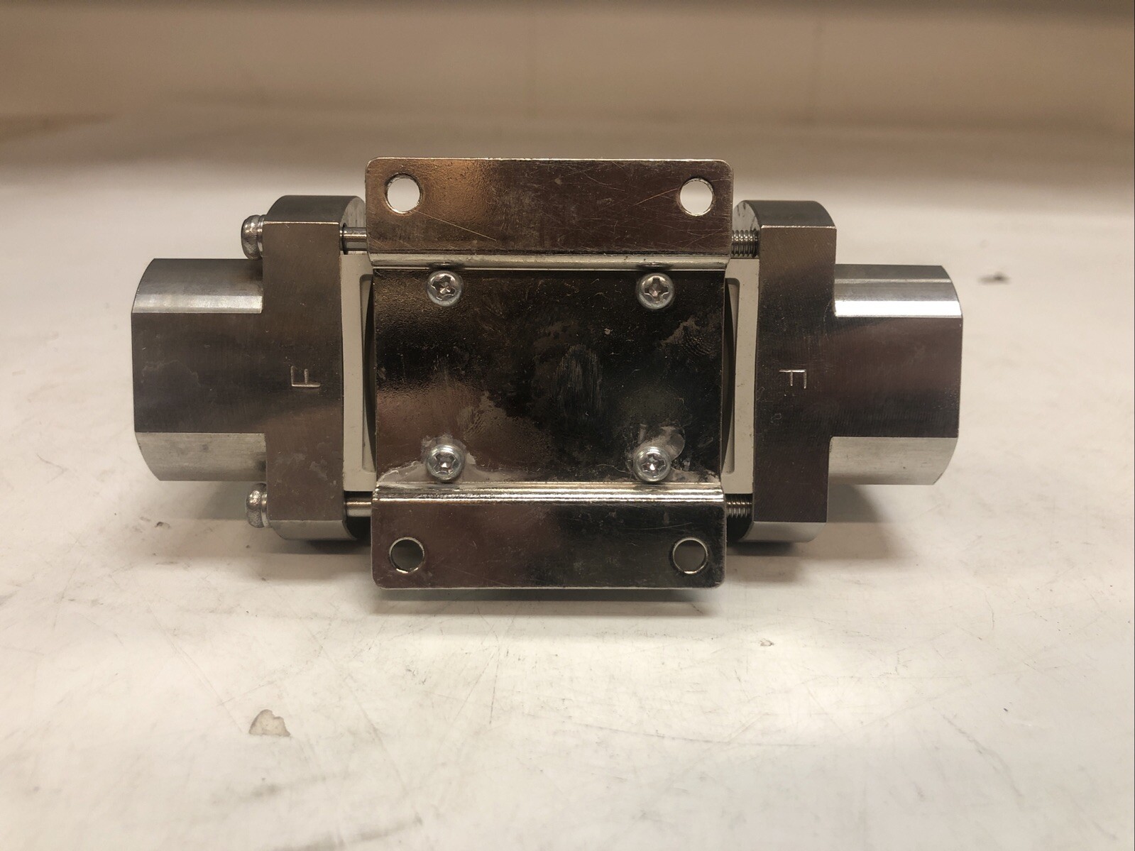 1 Used SMC PD2W540-F06-1 Flow Switch For Water, Flowrate 5-40L/min