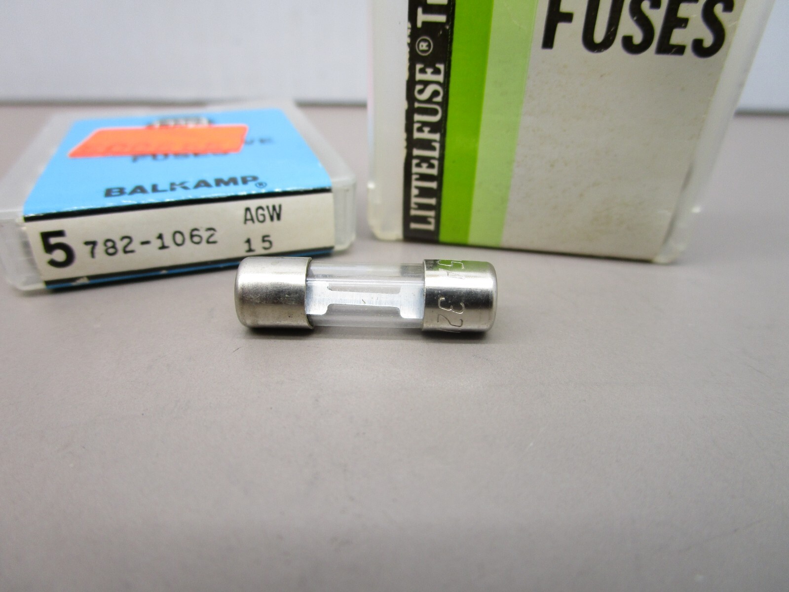 x10 Automotive Fuse Barrel Style AGW15 Fast Acting Glass 15 Amp Rating