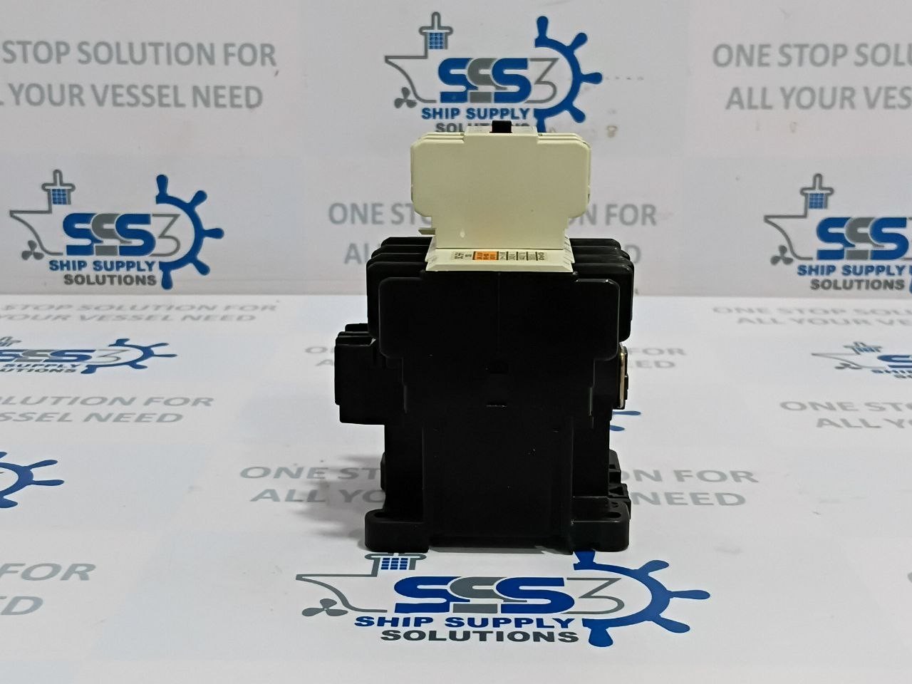 Fuji SC-5-1 [19] Contactor With Aux. Relay SZ-A11 Coil Vol. 210V/250V 50/60Hz