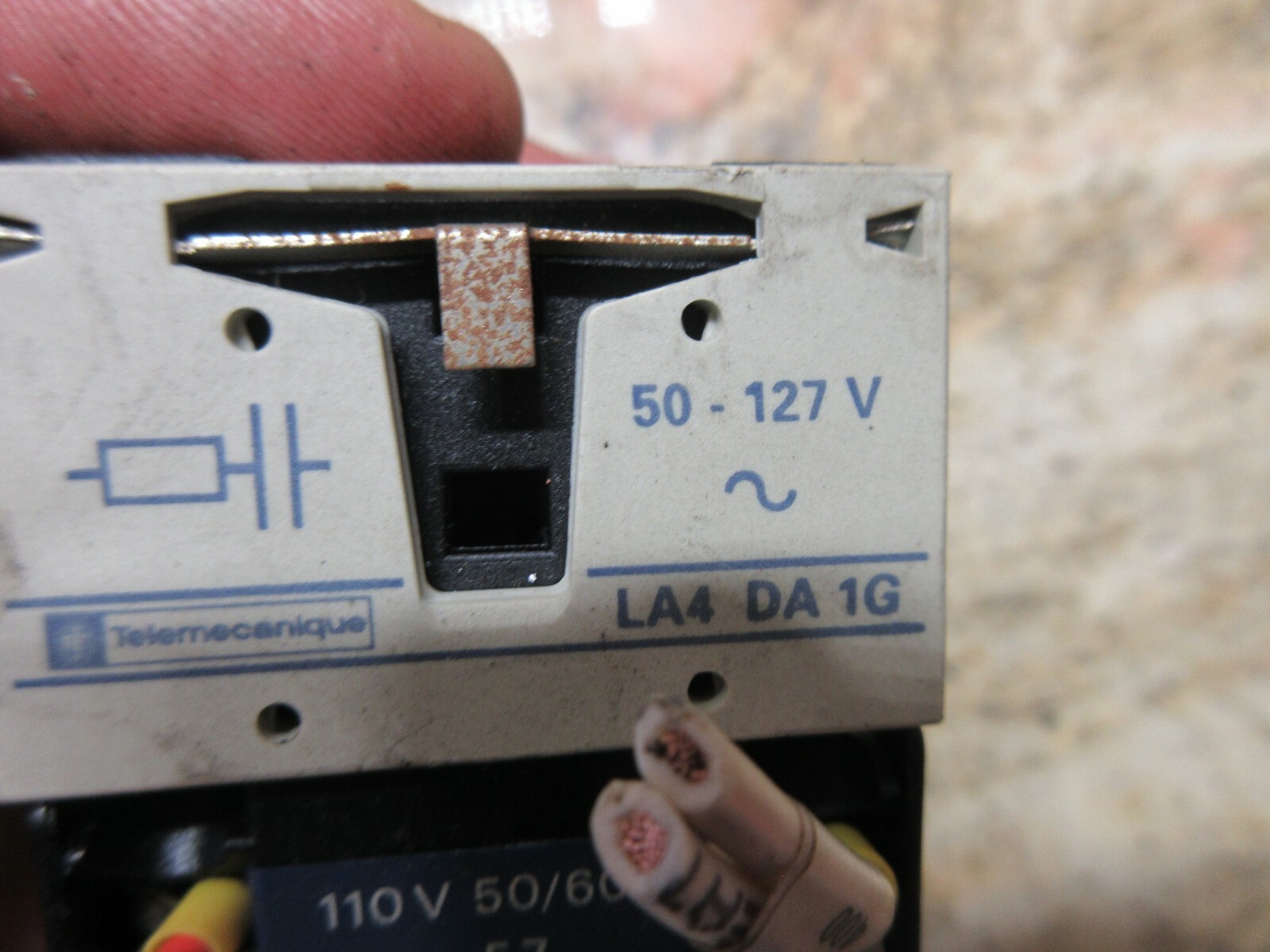 TELEMECANIQUE CONTACTOR LC1 D09 10 LA4 DA 1G LC1D0910 CINCINNATI 1000