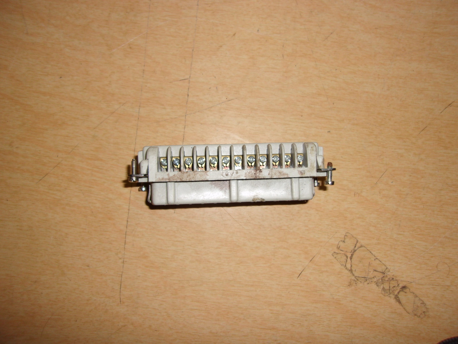 T & B Certified 57696 DD2 2U Connector Thomas & Betts *FREE SHIPPING*