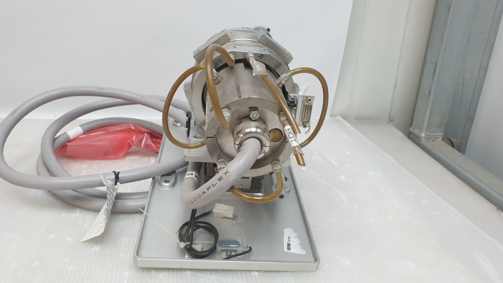 OXFORD INSTRUMENTS X-RAY TECHNOLOGY XTFGTBEDE 50kV, 1.0mA X-RAY ASSY