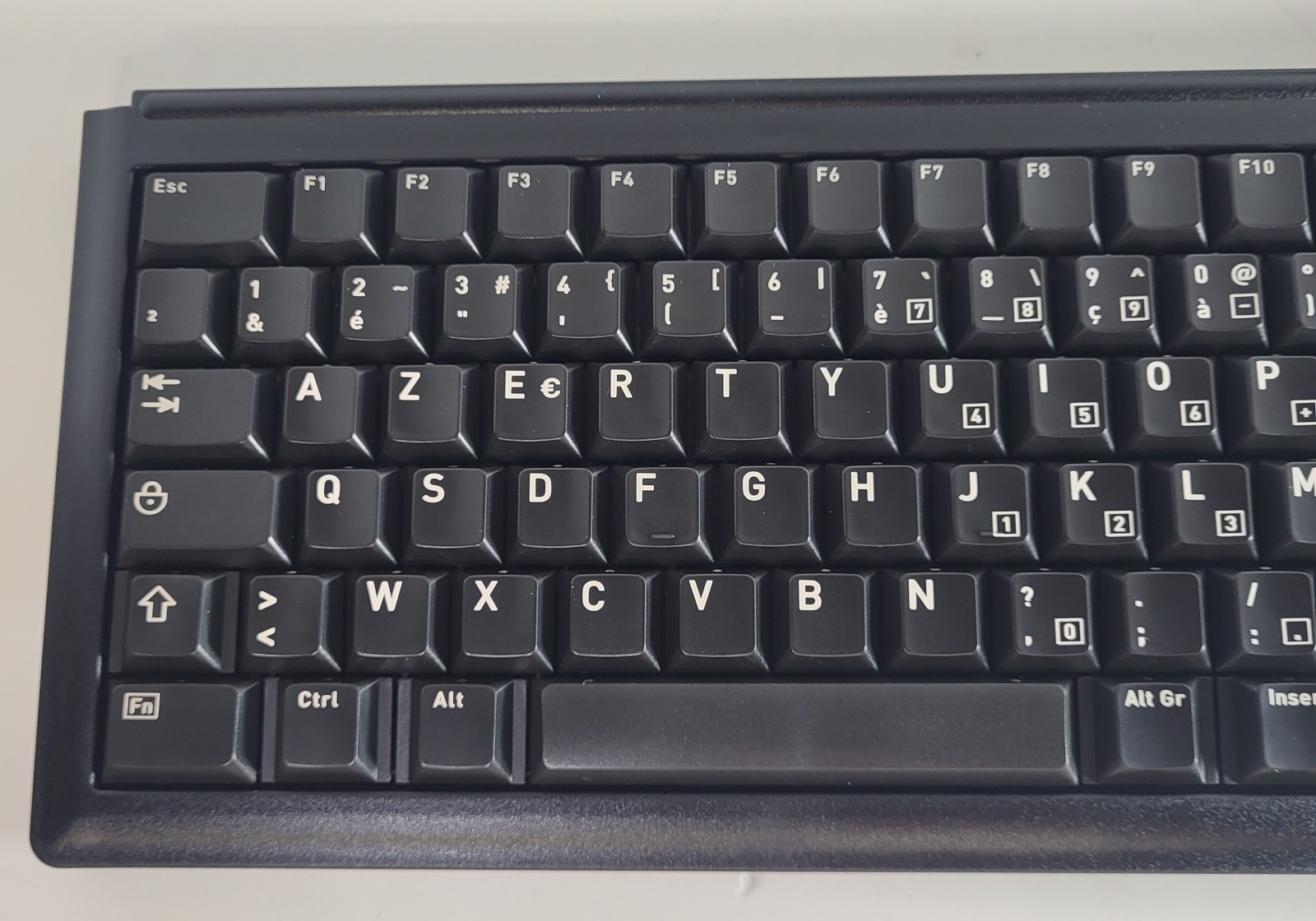 Cherry Ultraslim Trackball Keyboard G84-4400 Mechanical Black *NEW OPEN BOX*