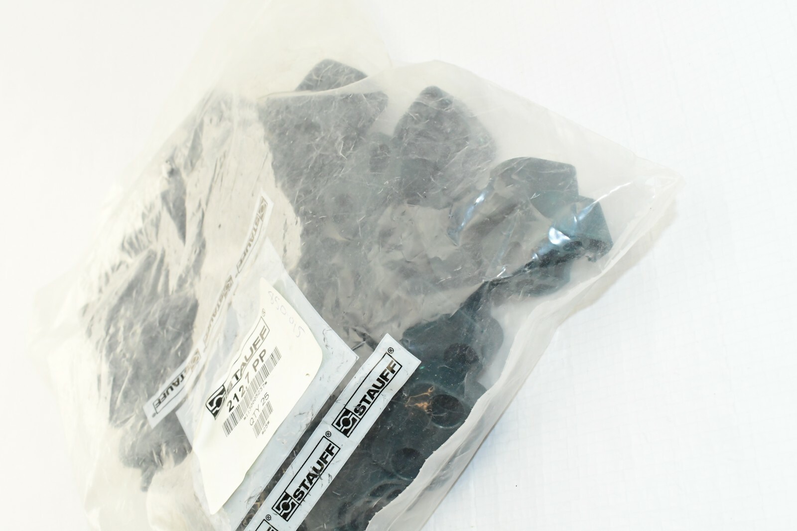 (Pack of 25) – 212.7-PP : Stauff Plastic Clamp Set – 1130005237 – Gr. 2 Green