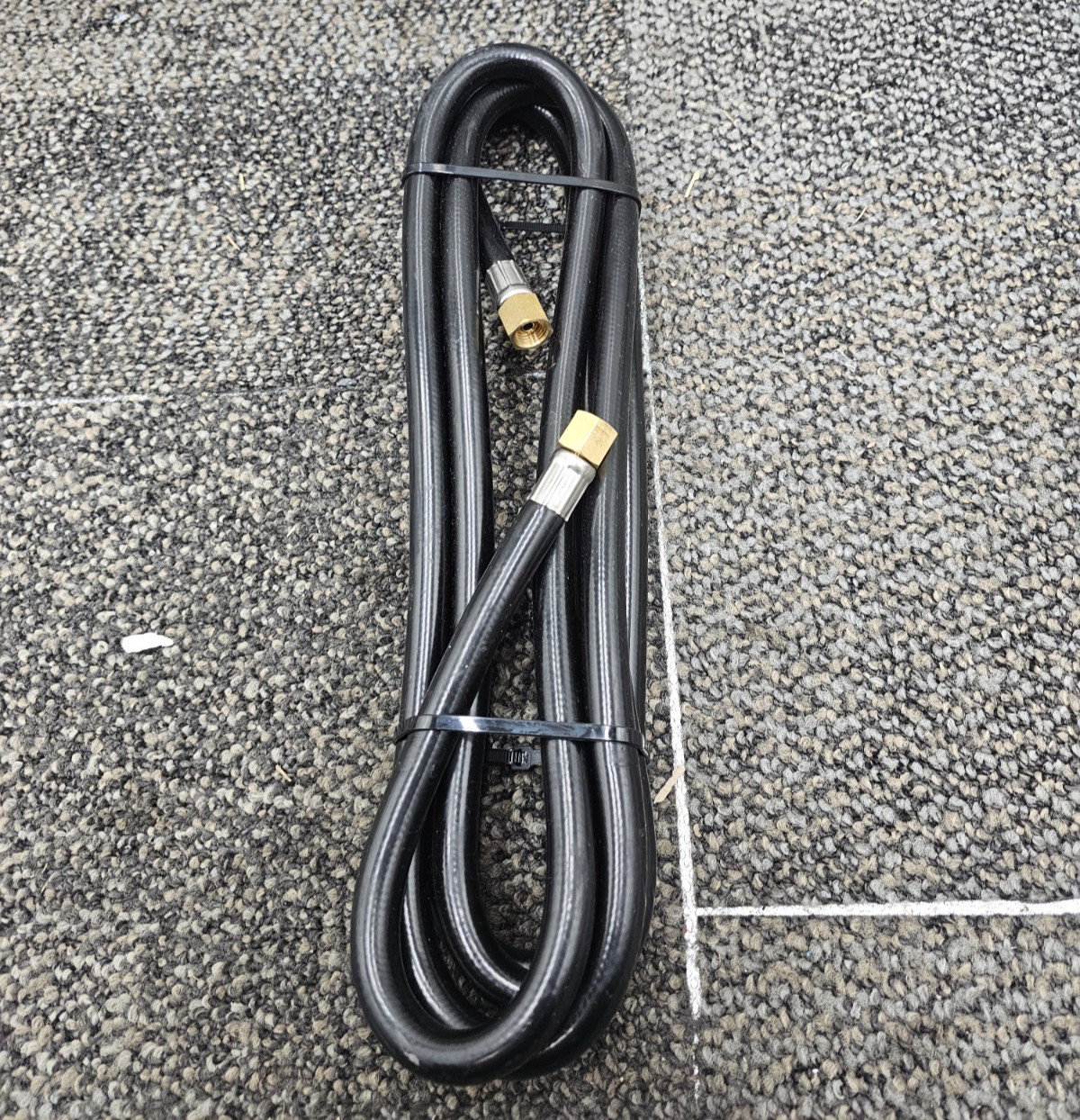 Pearl River 70177655 5/16″ HP516 Propane Adapter Hose 350PSIG LP-GAS Black