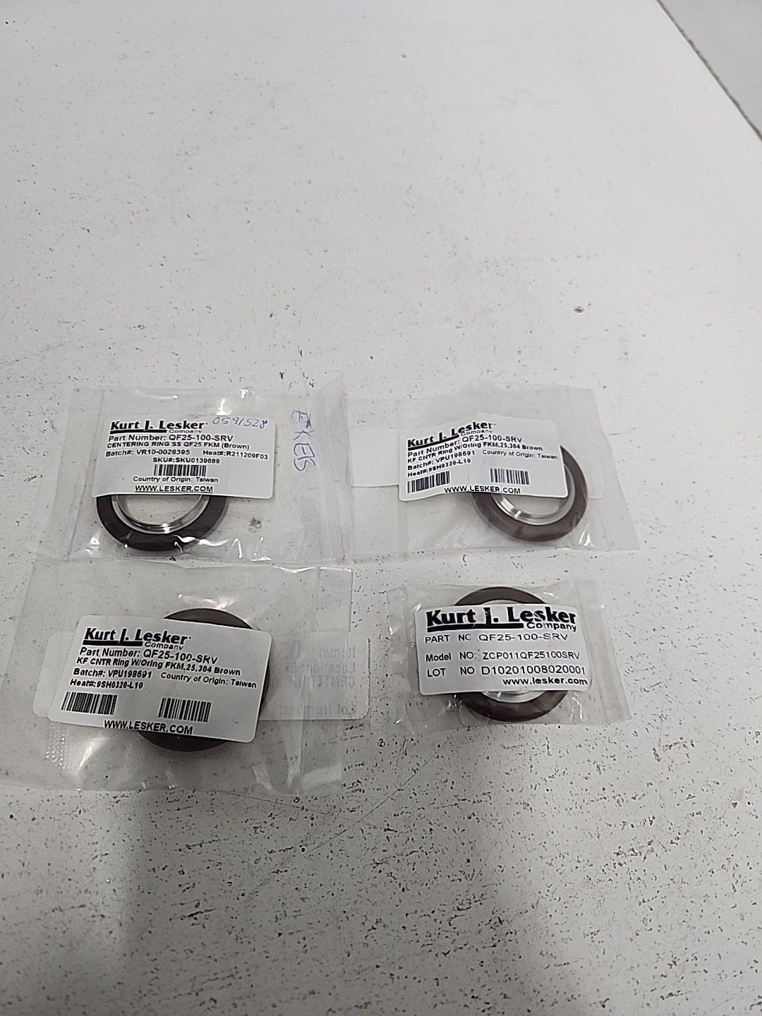 Kurt J Lesker QF25-100-SRV Centering Ring (LOT OF 4) **NOS**