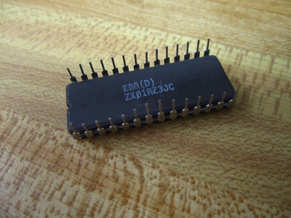 National Semiconductor NMC27C256BQ Integrated Circuit