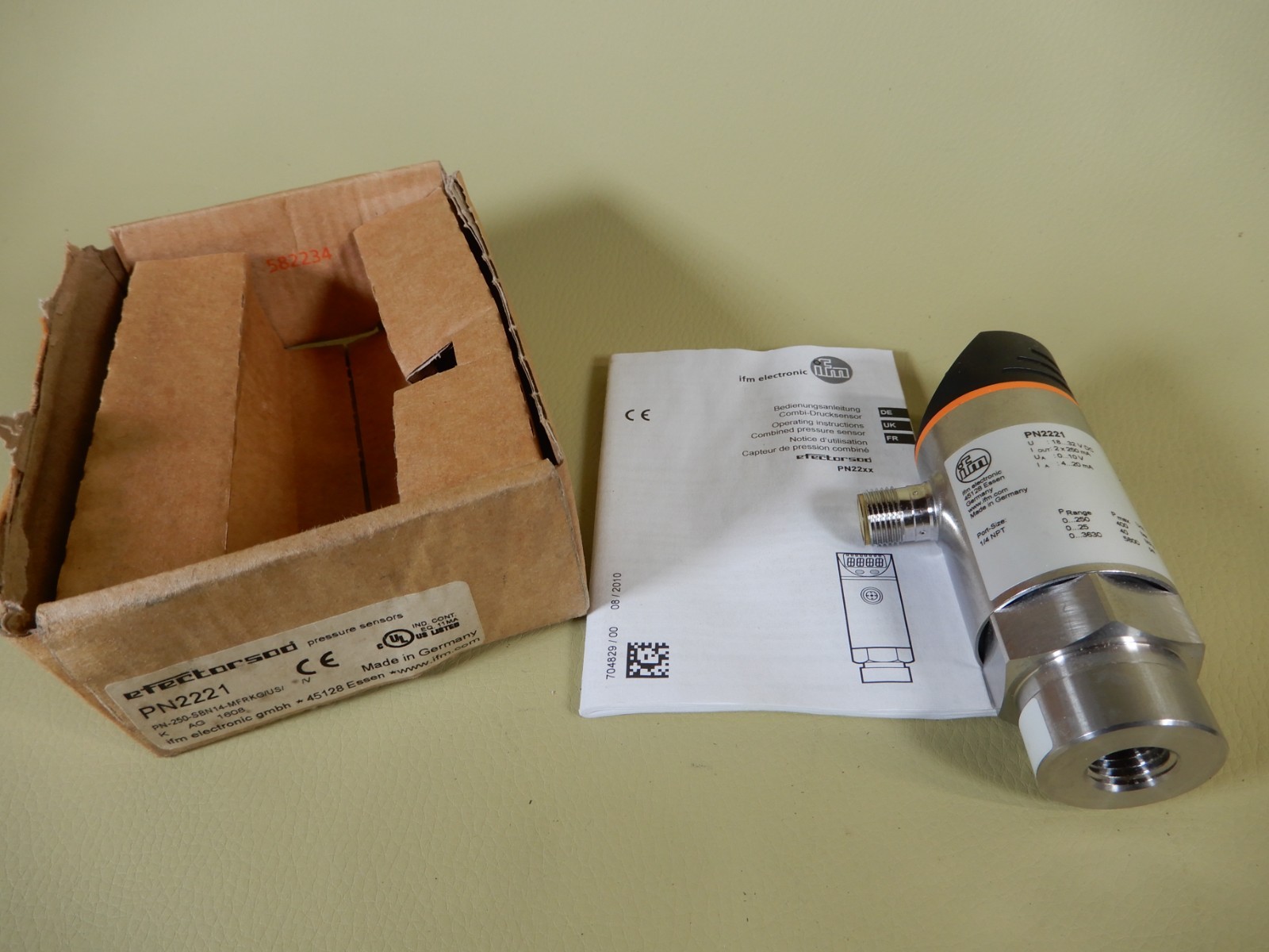IFM Electronic Pressure Sensor PN2221 PN-250-SBN14-MRFKG/US NOS