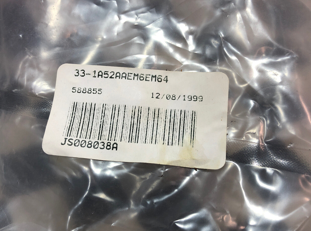 TESCOM DIAPHRAGM VALVE, 33-1A52AAEM6EM64, 220-30055-000, SHIPSAMEDAY#1174N9