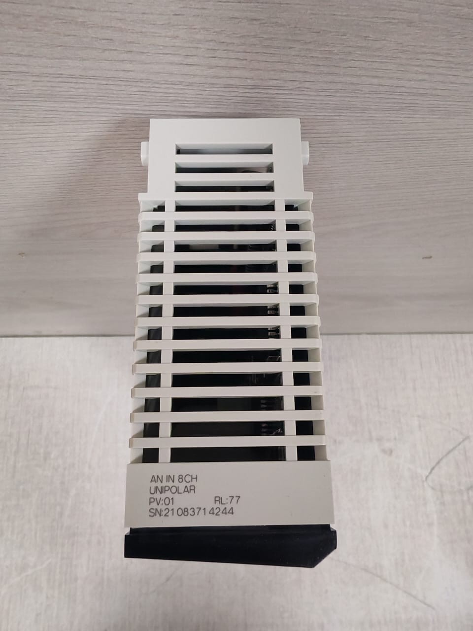 SCHNEIDER MODICON QUANTUM 140 ACO 030 00 ANALOG OUTPUT