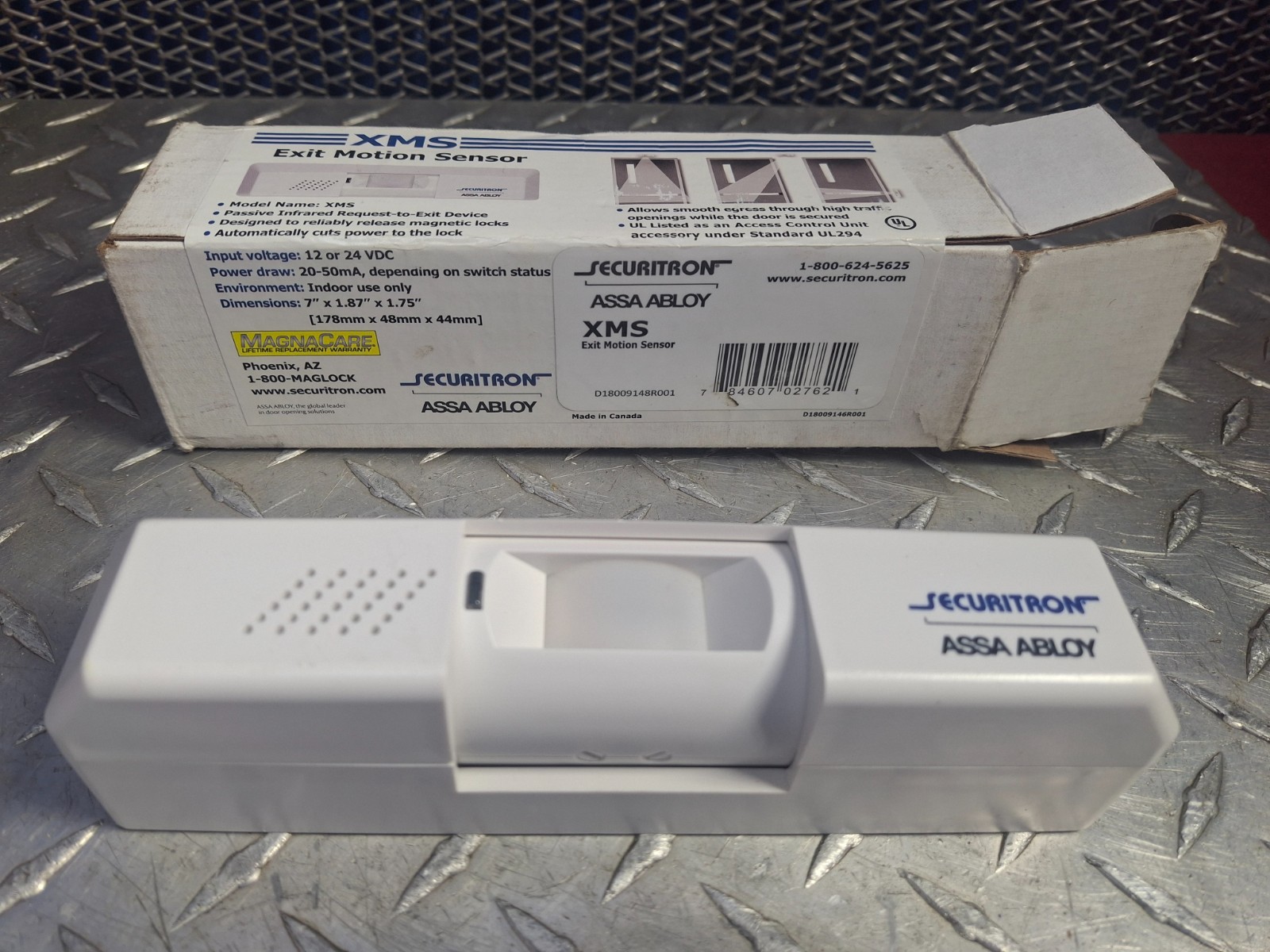 Securitron ASSA ABLOY XMS Passive Infrared Request-to-Exit Motion Sensor, 12/24V