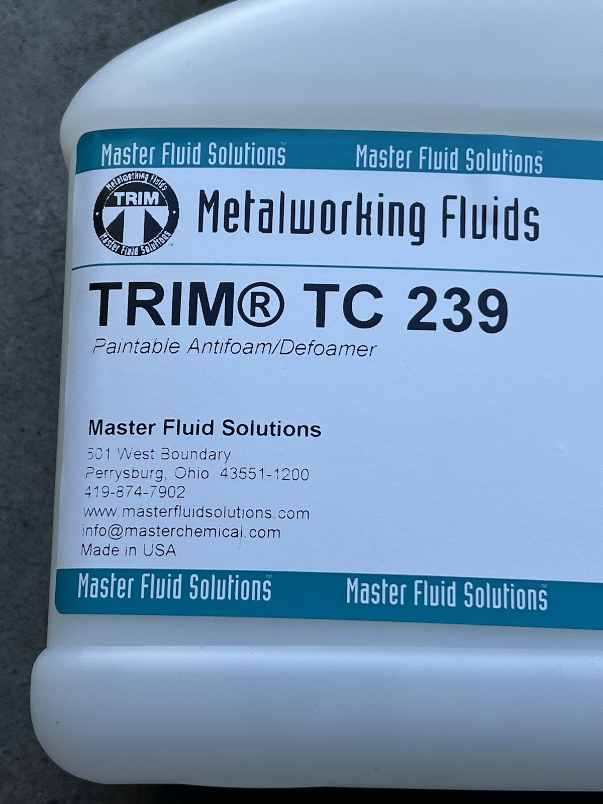 Brand New Master Fluid Solutions TRIM TC 239 2 Qt Paintable Anti-Foam/Defoamer