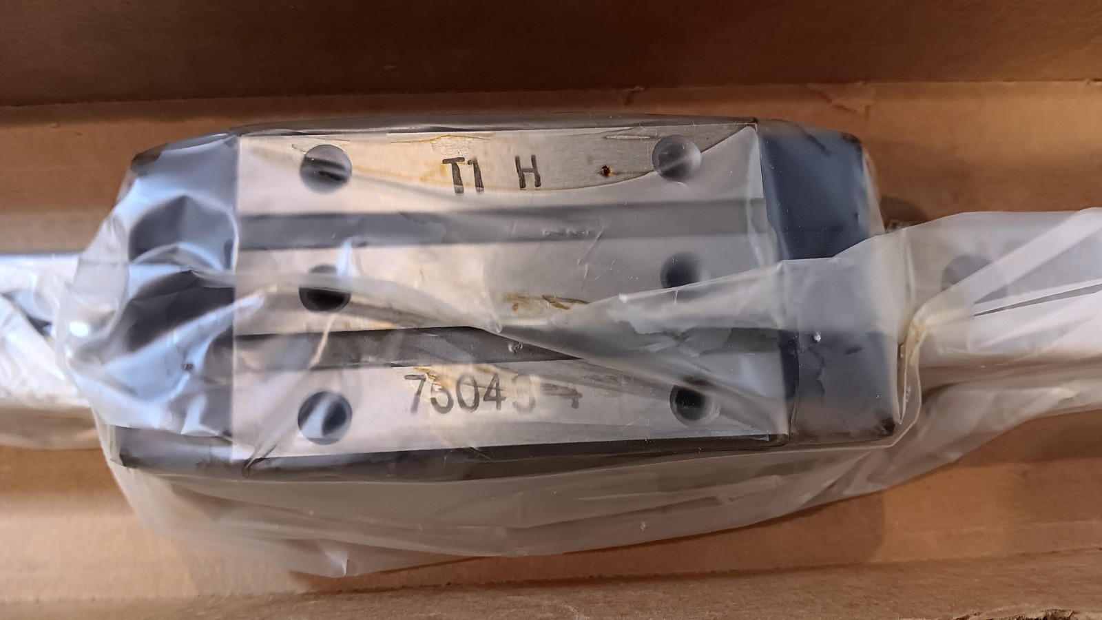 NIPPON THOMPSON IKO LRXDG25 LINEAR WAY LRXDG25C1R418TH1/HP TRACK RAIL