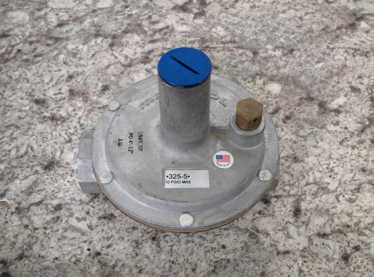 New Maxitrol 325-5 / 1″ NPT / 10 PSI Max Gas Pressure Regulator Free Shipping