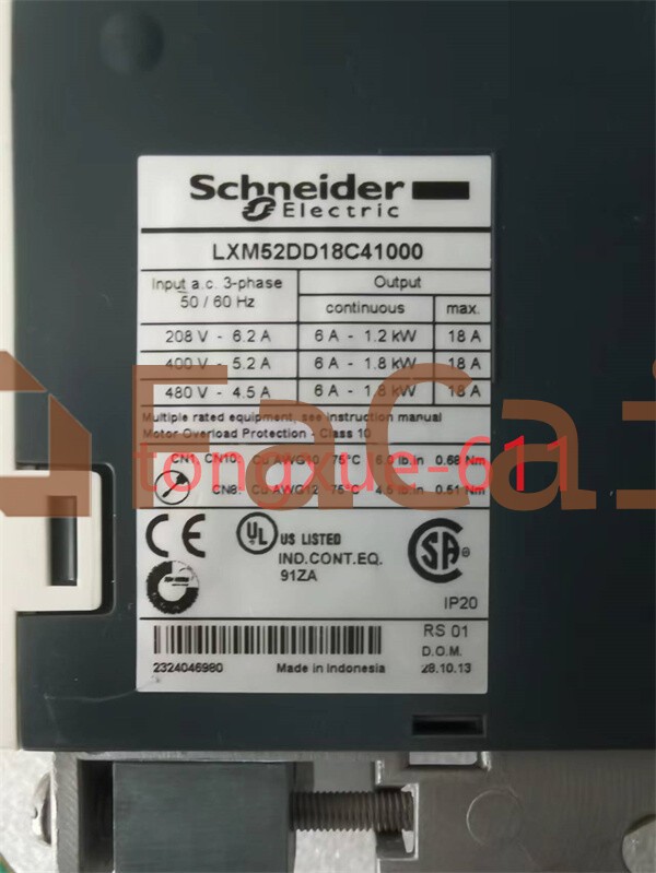 1PCS LXM52DD18C41000 USED