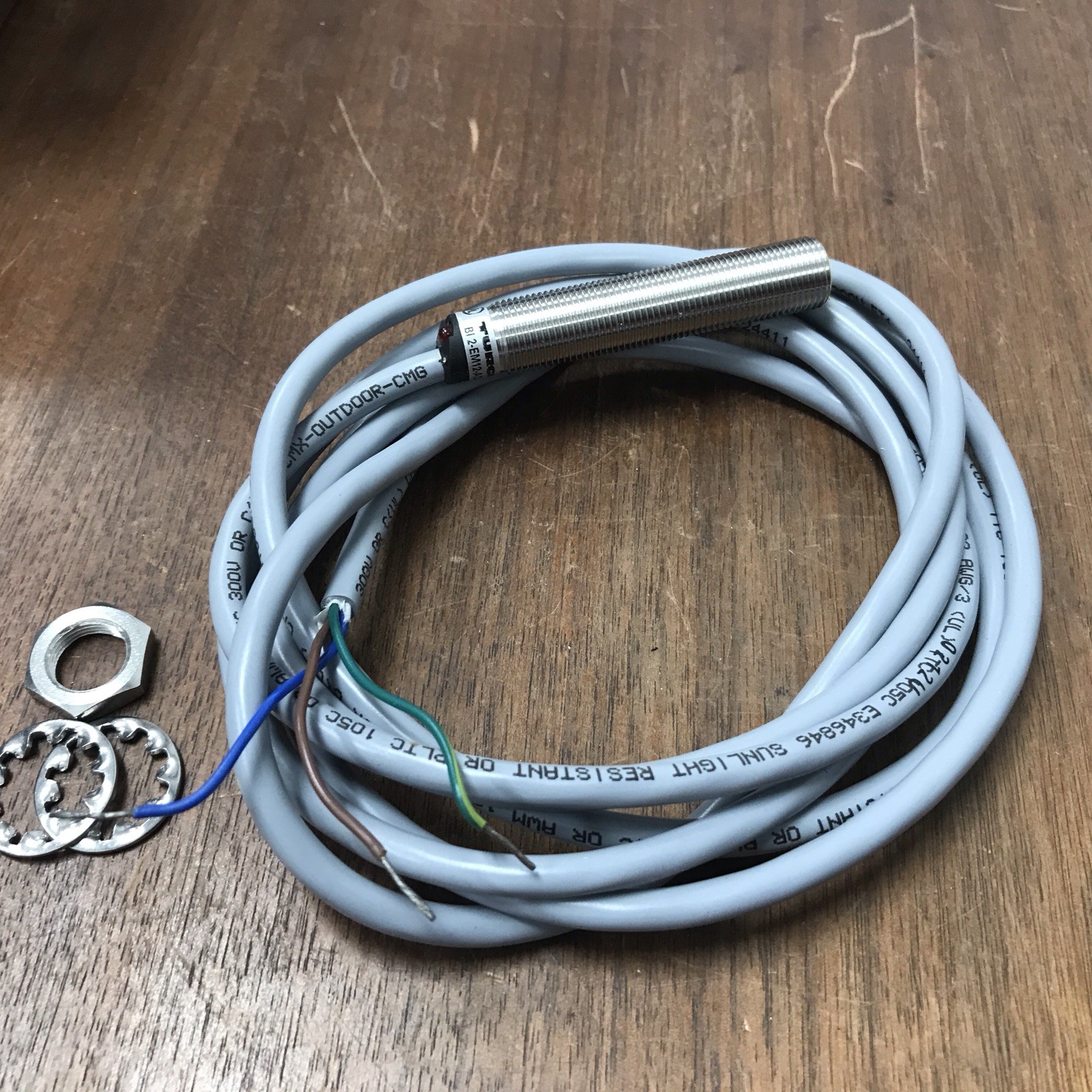 TURCK BI 2-EM12-ADZ32X INDUCTIVE SENSOR 20-250VAC 10-300VDC 4205092