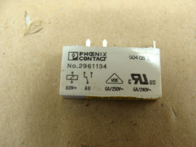 LOT OF 10 PHOENIX CONTACT SOLID STATE RELAYS 2961134 6A/250V 6A/240V