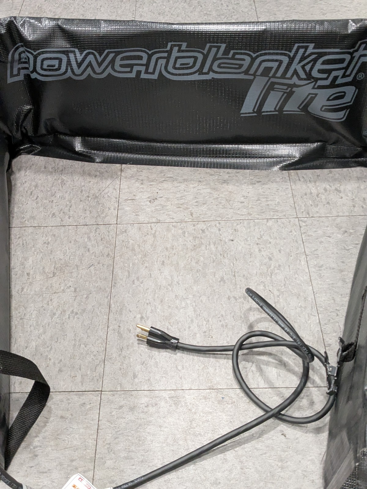 Powerblanket 22-1/2″ Wide, 55 Gal Insulated Drum & Barrel Heater PBL55