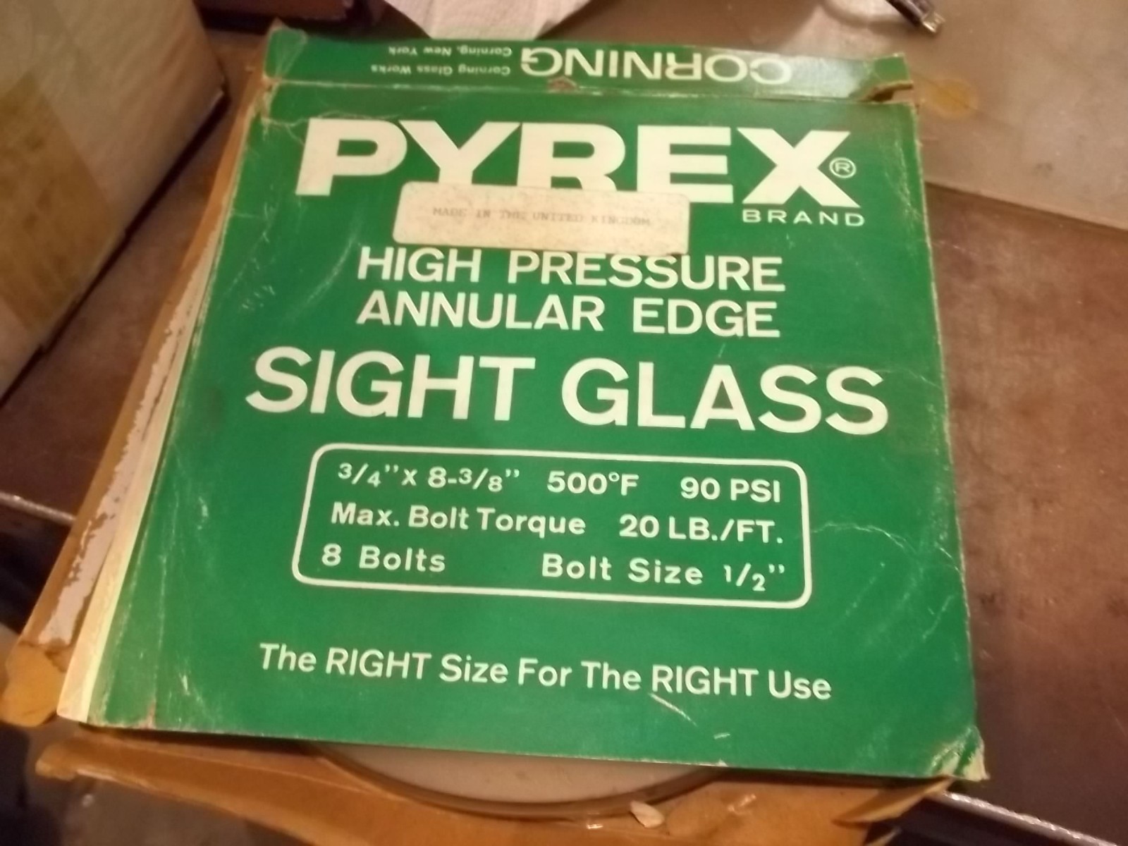 NIB CORNING PYREX 3/4″ X 9-3/8″ SIGHT GLASS 500F 90 PSI ANNULAR EDGE (DD4)
