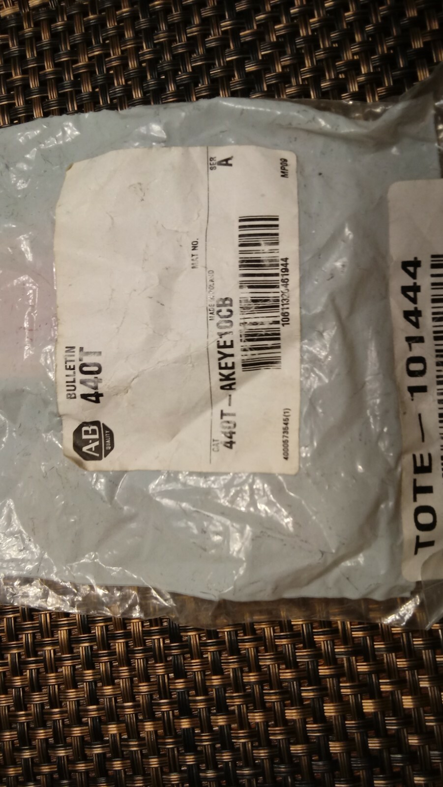 New Allen Bradley 440T-AKEYE10CB 440T-AKEYE10 “Cb” Interlock Key – KEY ONLY