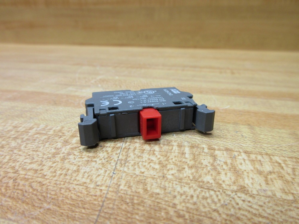 Asea Brown Boveri 1SFA611610R1110 ABB Contact Block MCB-01G