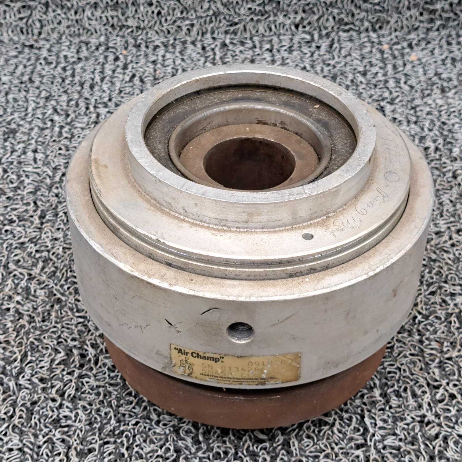 Horton Air Champ 091020 / 5H45? (D,P,R,B?) Clutch 1.5″ Bore / 6″ OD 5″ Length