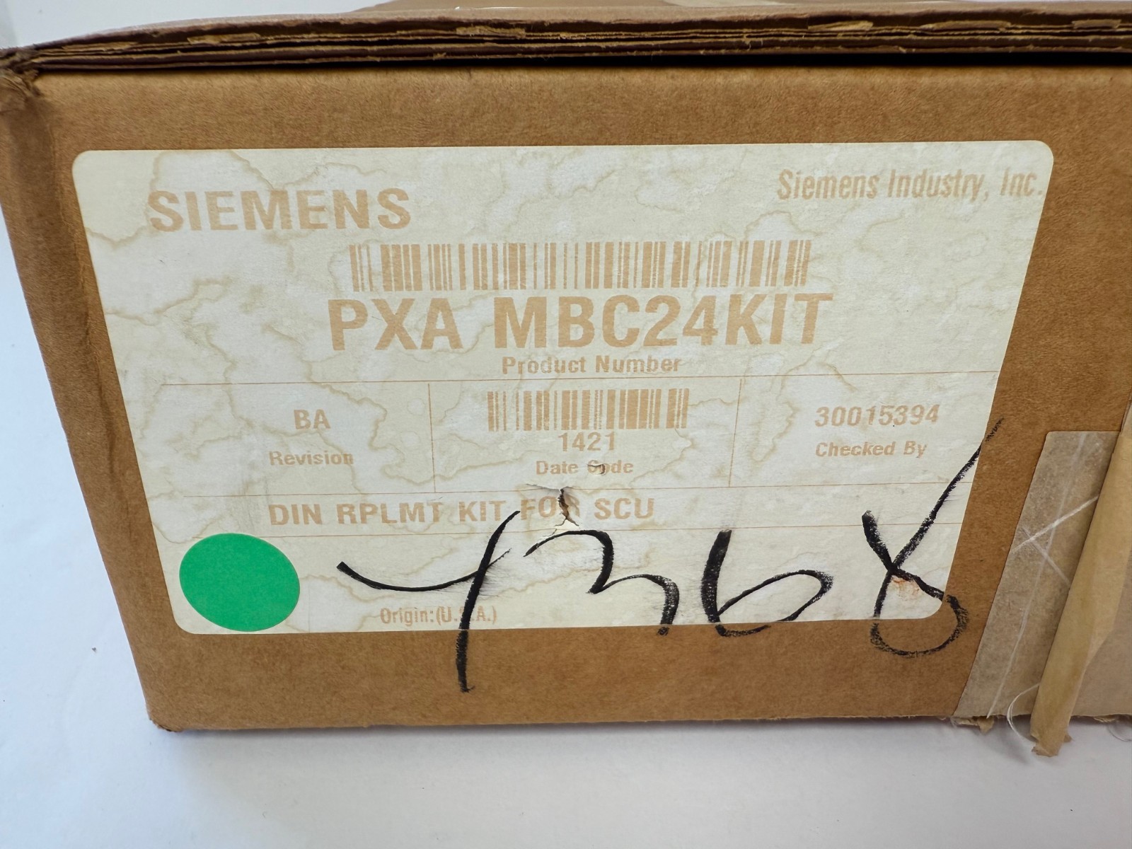 SIEMENS PXA-MBC24KIT MBC24 TO DIN MIGRATION KIT NEW OPEN BOX