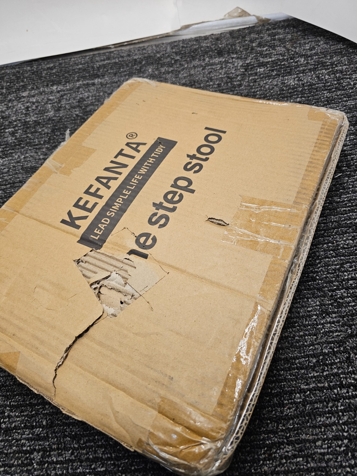 KeFanta Metal One Step Stool Portable Foot Stool with Reflective Handle