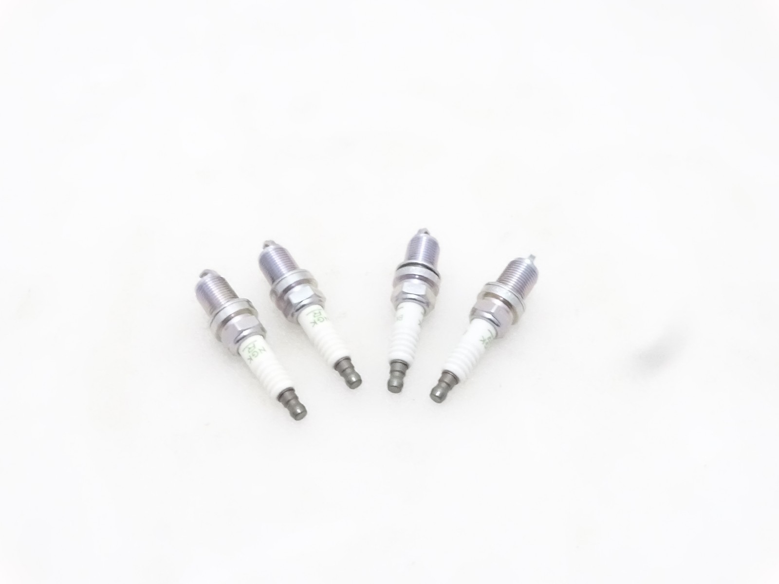 4X FIT FOR SUZUKI SAMURAI BKR5E-11 NGK SPARK PLUG SET MPFI