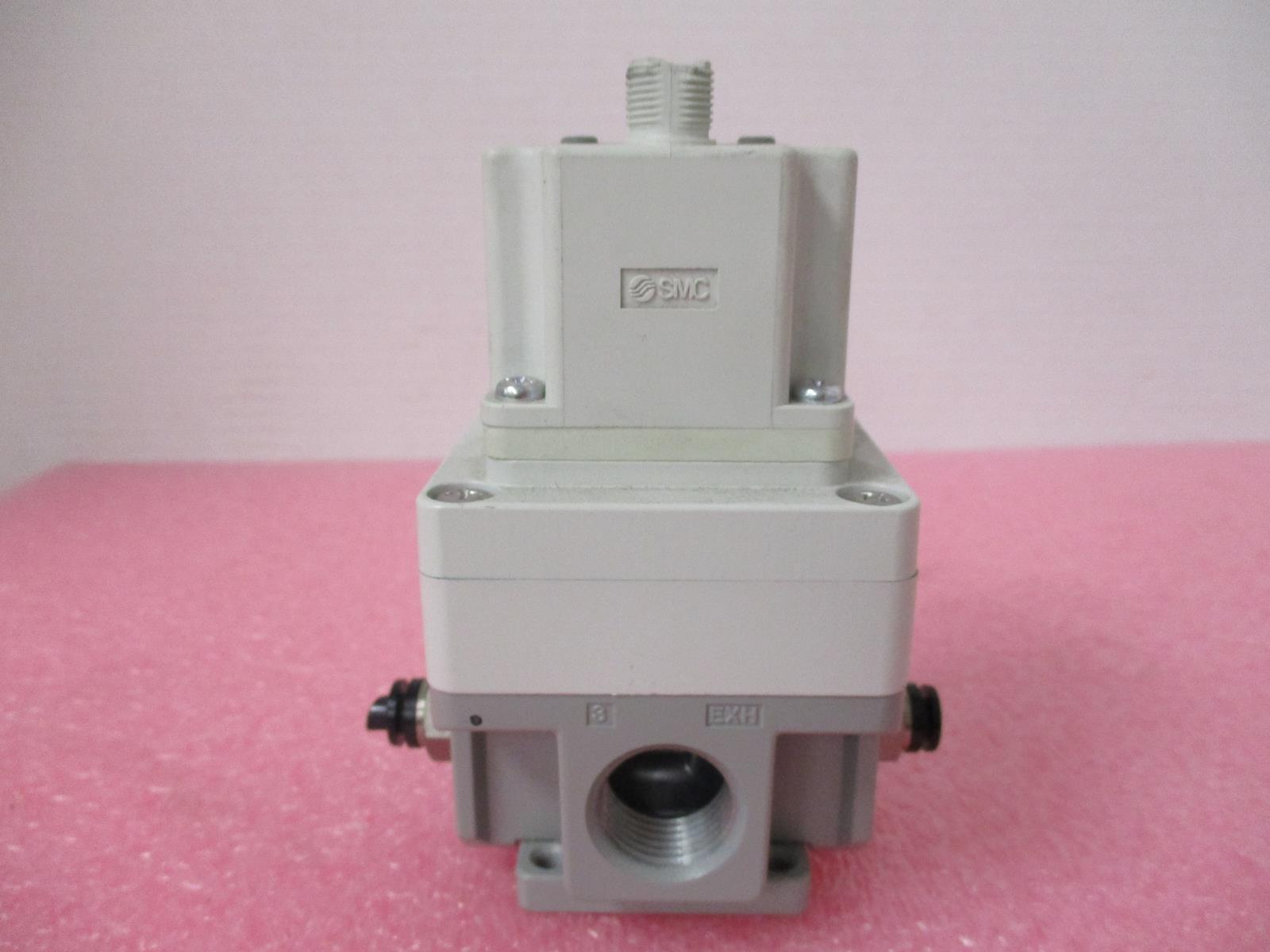 SMC ITV3050-222S3 PNEUMATIC REGULATOR