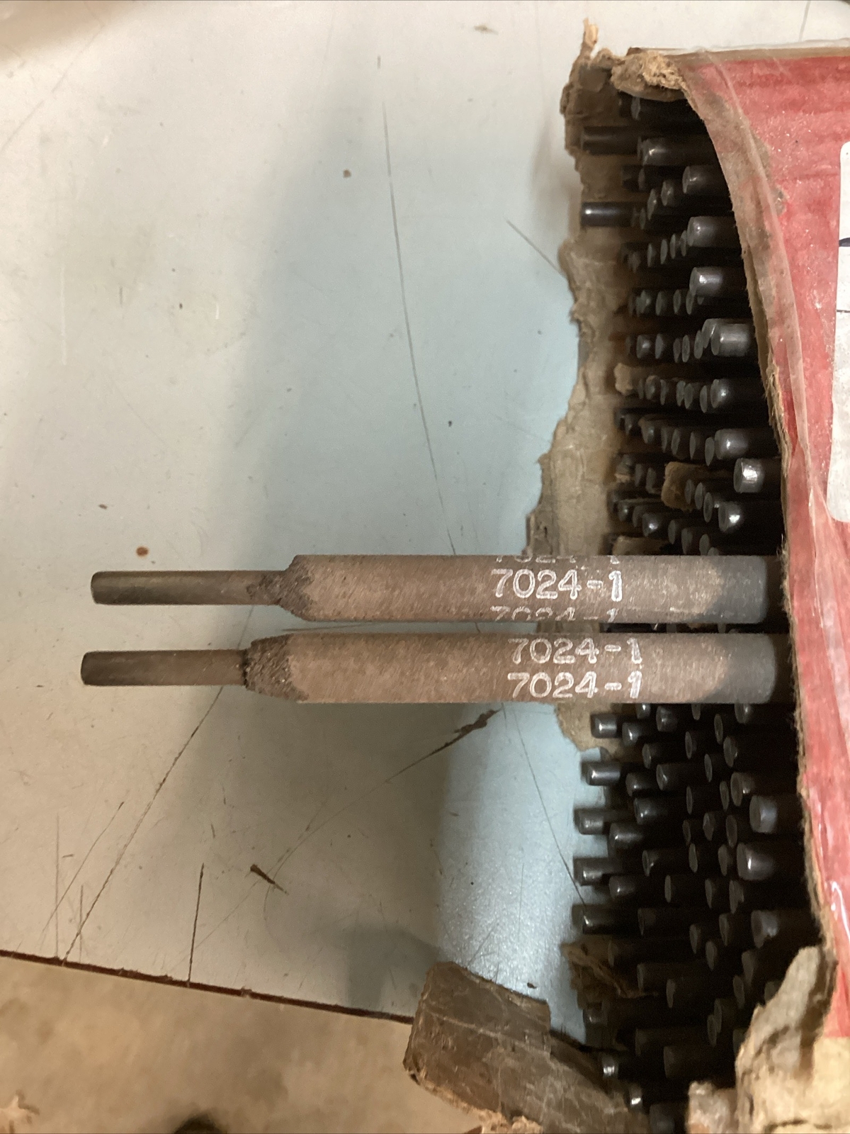50lb. Box Of Lincoln Electric ED010366 JETWELD 3/16”X18″ Electrodes.E7024-1