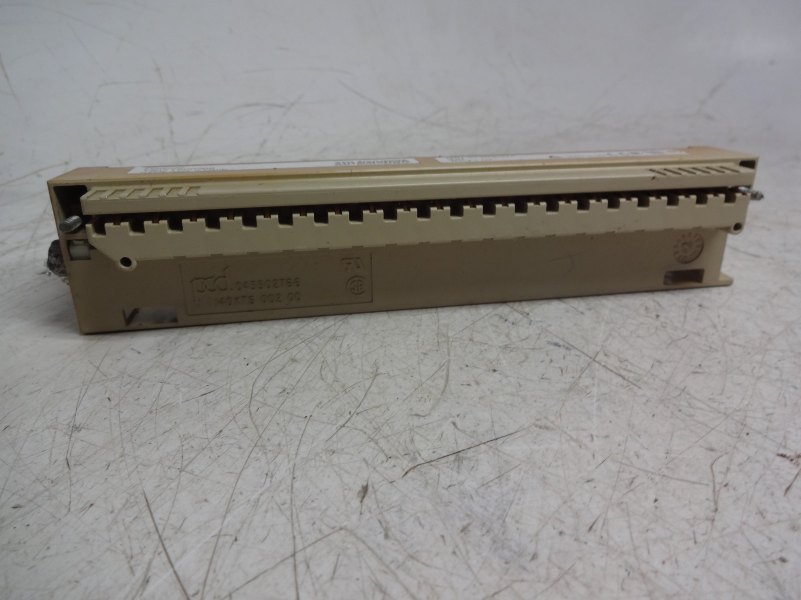 Aeg Schneider Electric 140xts00209 Cable System Terminal