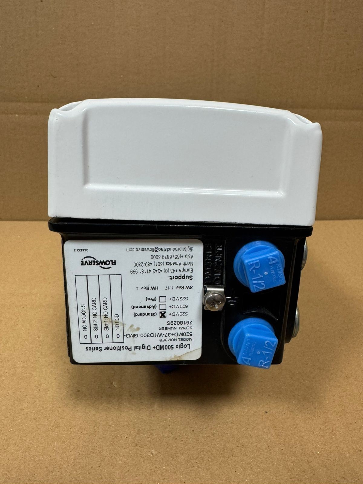 Flowserve / Logix 500MD+ / Digital Positioner / 520MD+37-W1D300-GM3-0000